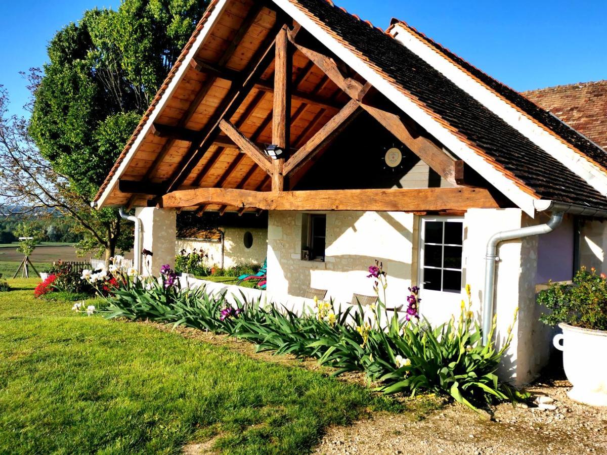 Gite De Charme Dans Un Cadre Calme Et Reposant Chatellerault Exterior photo